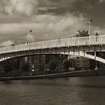 Amosa Centre Donceel 6 Льеж