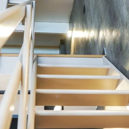 Amosa Centre Donceel 6 *